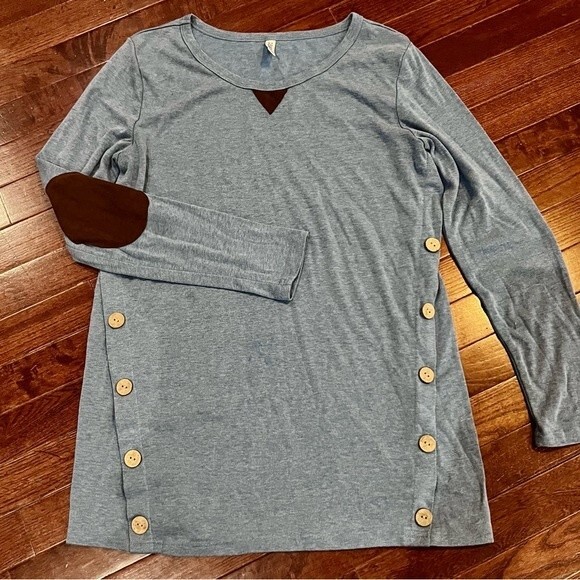 Long sleeve blue knit top with suede elbow patches and button detail size small - Picture 4 of 8